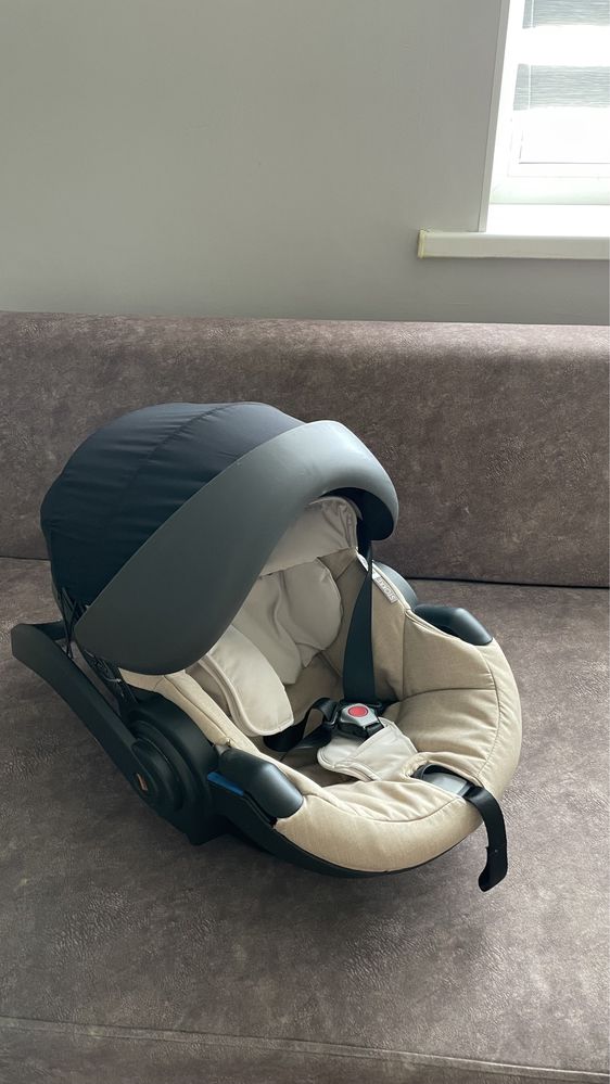 Автолюлька/автокресло Stokke Izi Go Modular Besafe