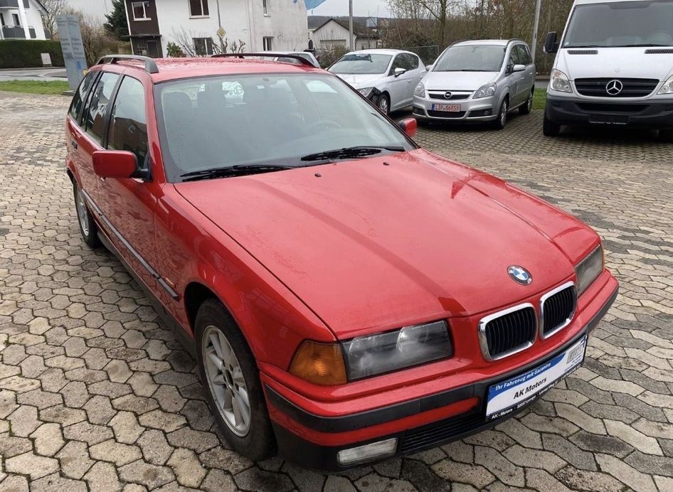 Bmw E36 Touring 320i Hellrot