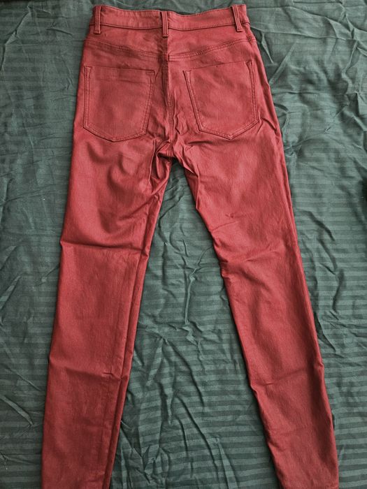 2 панталона Stradivarius в добро състояние.