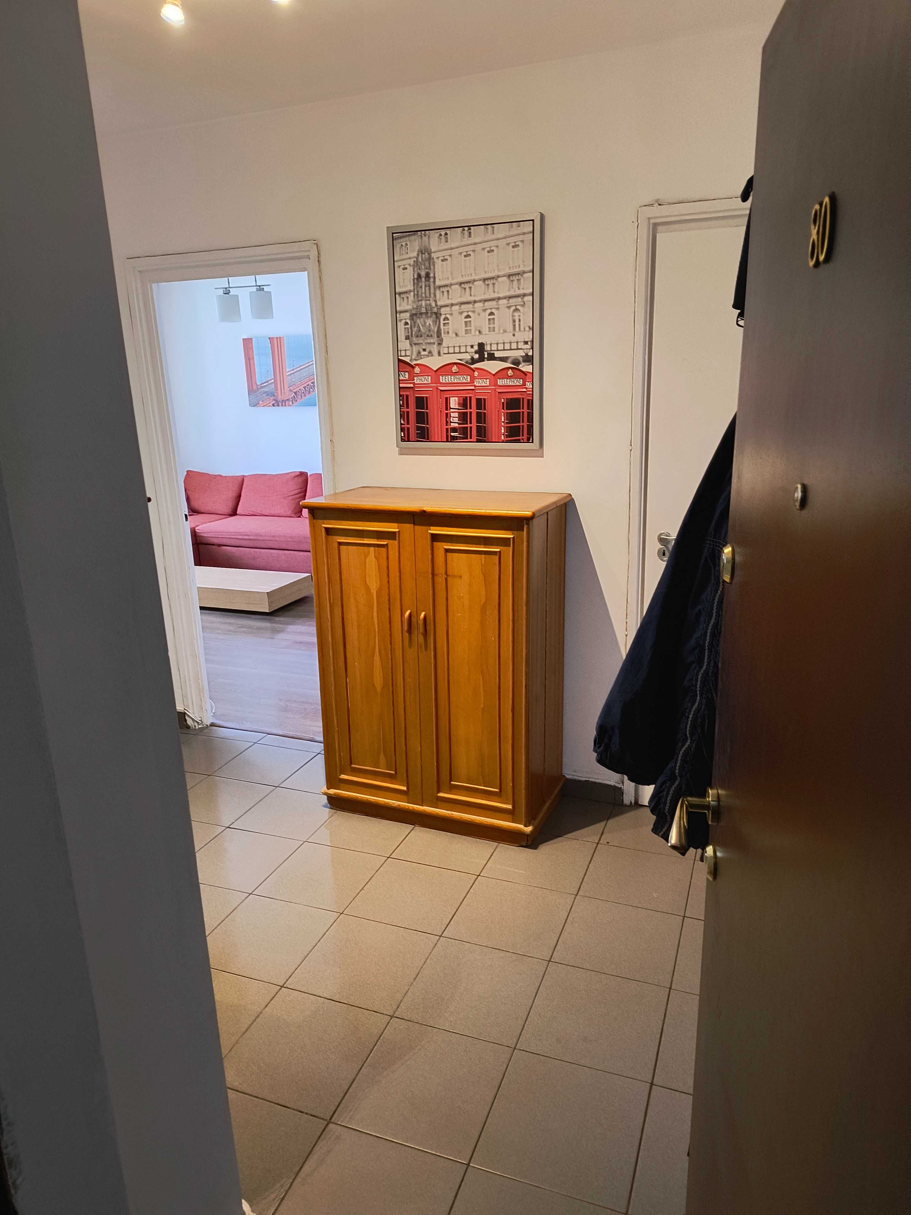 proprietar,  inchiriez apartament renovat, 3 camere, Vatra Luminoasa