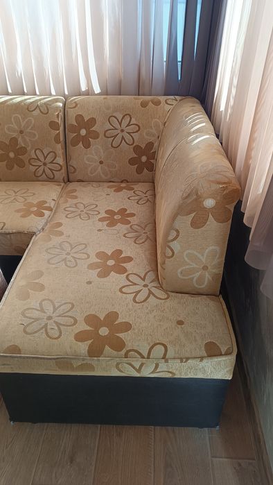 Ъглов Диван Разтегателен  /В.80см./Ш.73см./Д.210+140см.