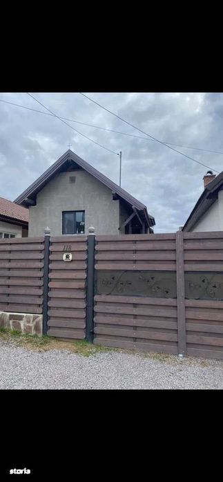 De vanzare casa recent renovata