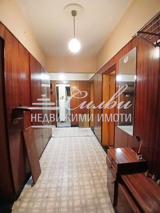 Четиристаен ТУХЛЕН апартамент - кв. Болница!