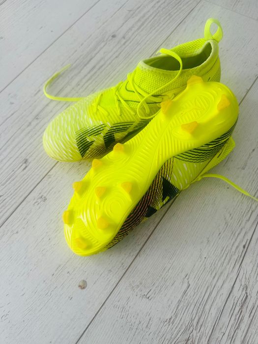 Adidasi fotbal - crampoane, marime 37