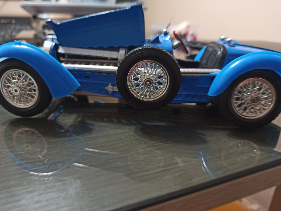 Колекционерска количка bugatti 1/ 18 ретро
