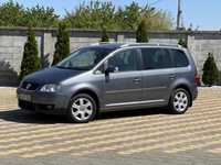 Volkswagen Touran automat xenon trapa