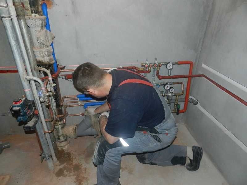 Услуги сантехников, большой опыт