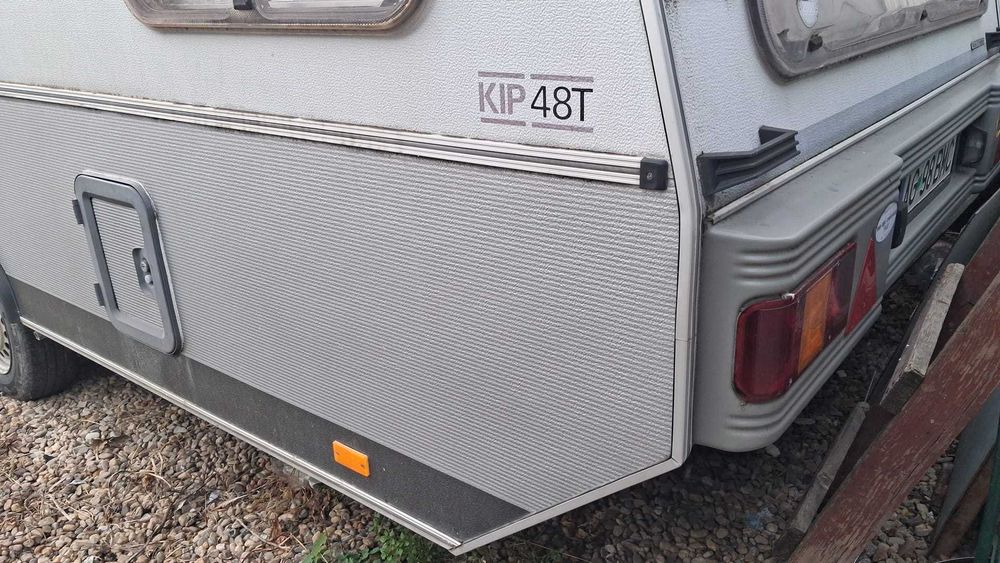 RULOTA KIP 48 T , două spații de dormit