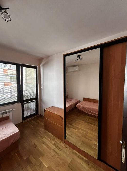 Четиристаен, под наем, ж.к Иван Вазов