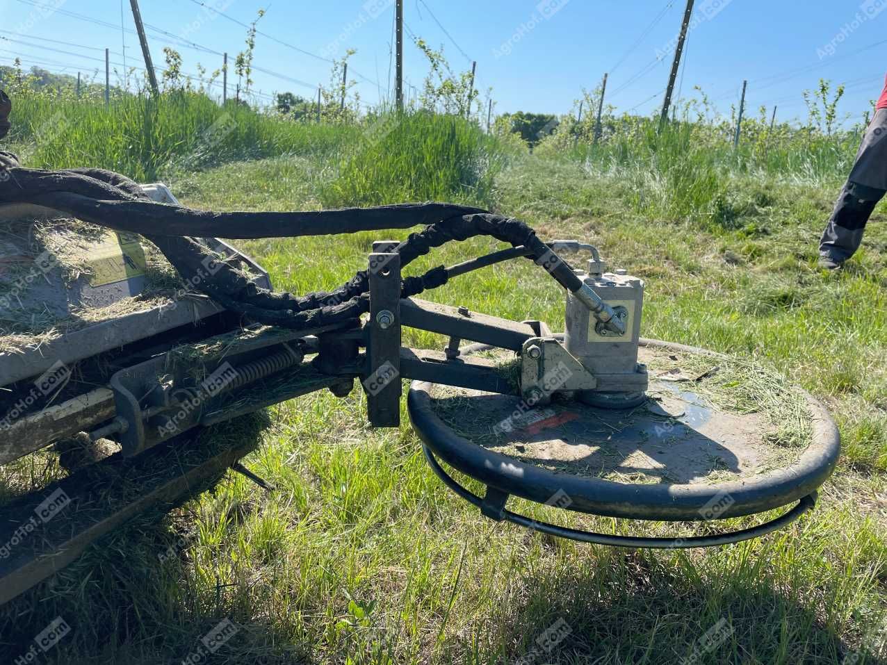 Coasă laterală de 50 cm, cu acționare hidraulică / Disc Mower