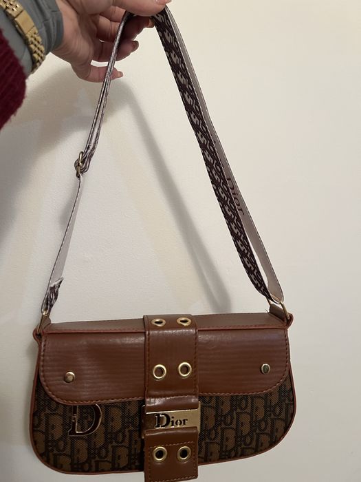 Дамски чанти Dior