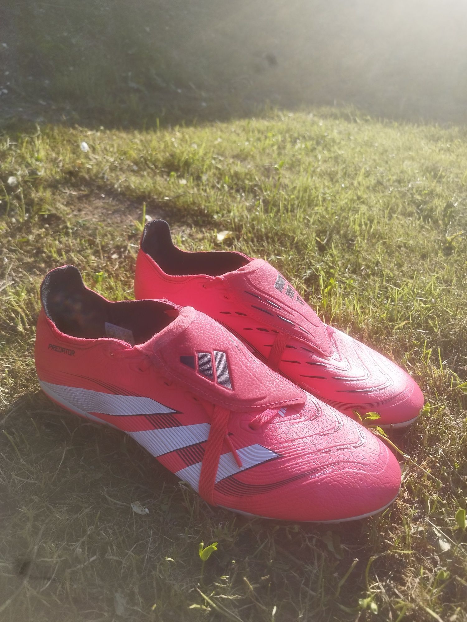 Vând ghete fotbal Adidas Predator (Urgent) Nr 44.5