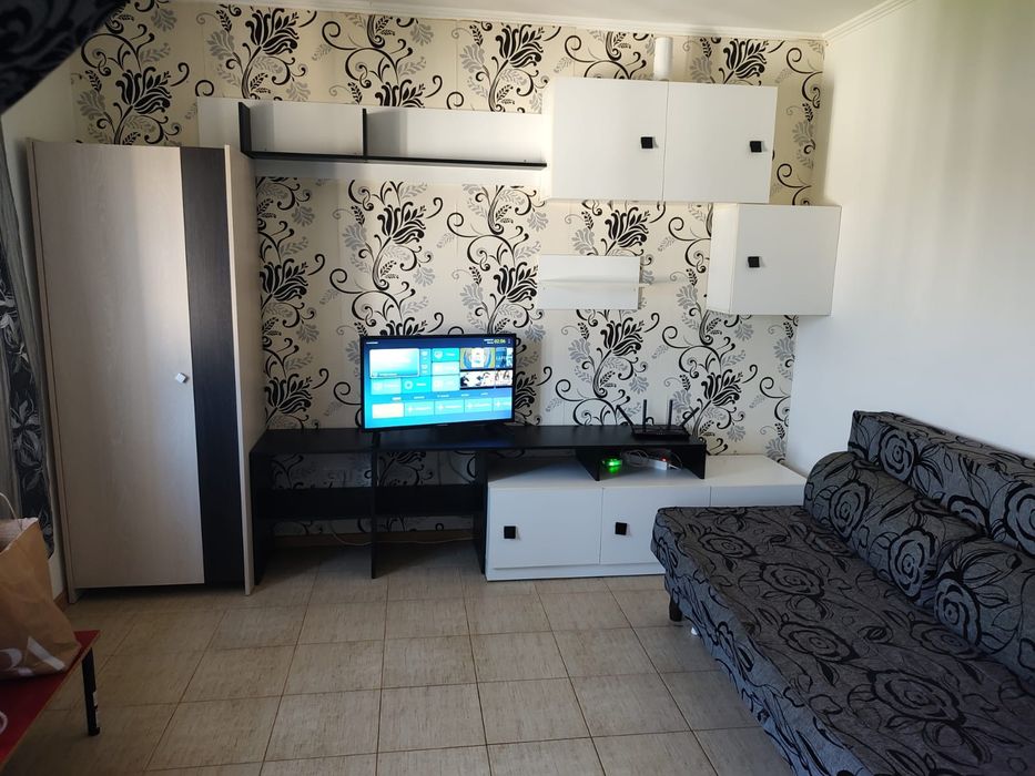 Garsoniera in poarta 6 Constanta aproape de Liceul Lucian Blaga

Mobil