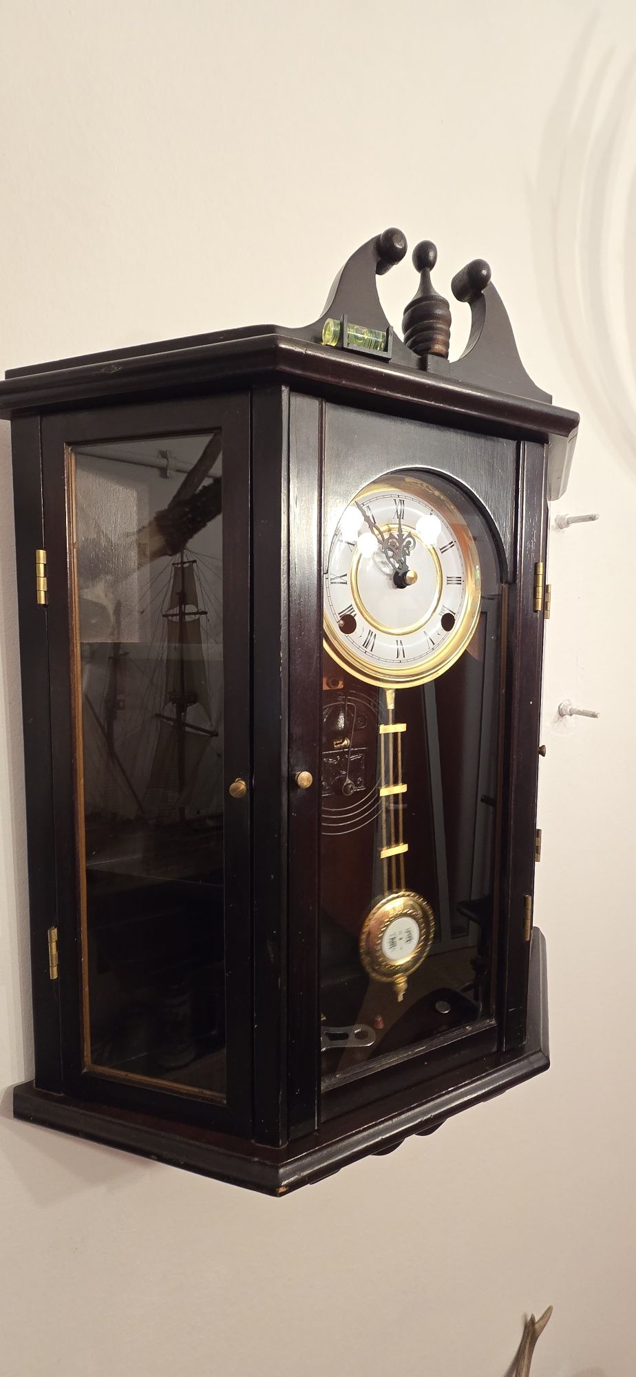 Ceas perete pendul regulator