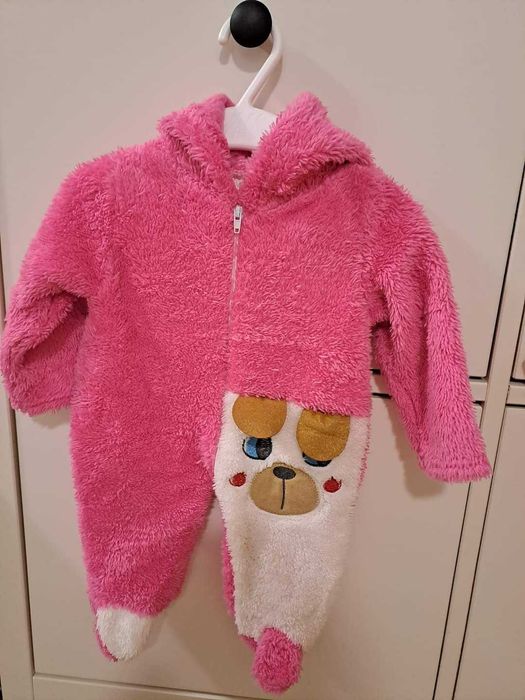 Salopeta bebe marime 0-3 luni noua