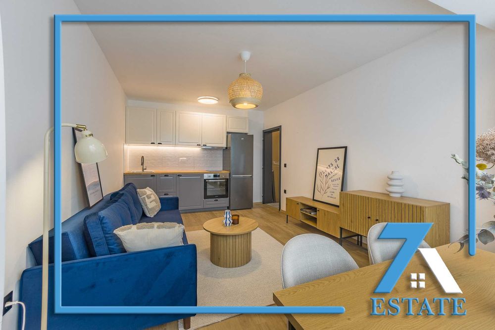 Продава се луксозен, 2- стаен апартамент в ж. кв. Младост 1