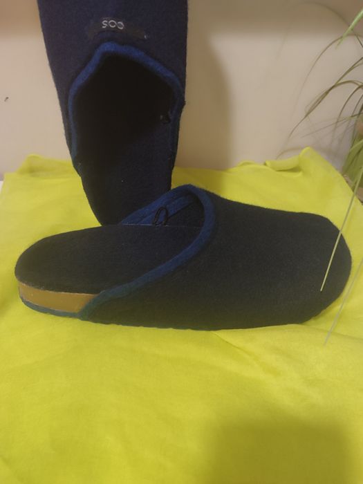 Ръчно изработени пантофи COS  от 100% чиста мерино вълна