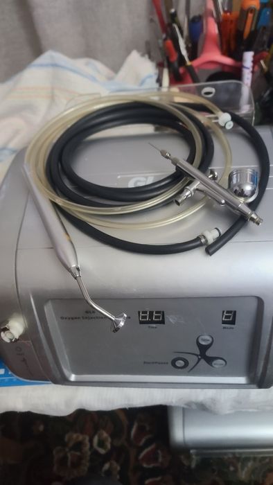 Аппарат для газожидкостного и барофореза.