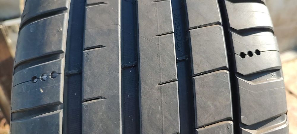 Vand jante originale BMW seria 1 pachet "M" cu anvelope vara