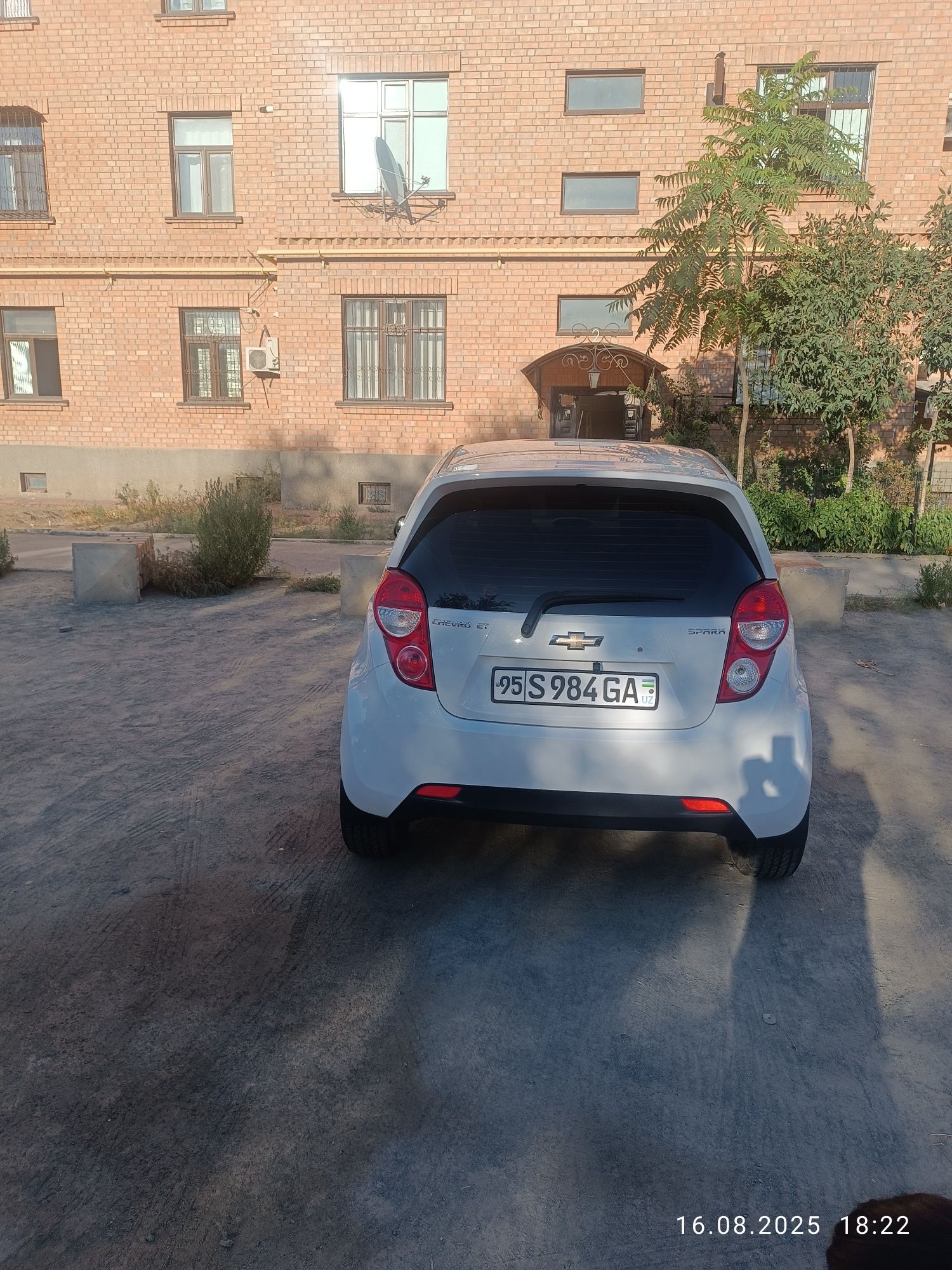 Шевролет Спарк хэтчбек