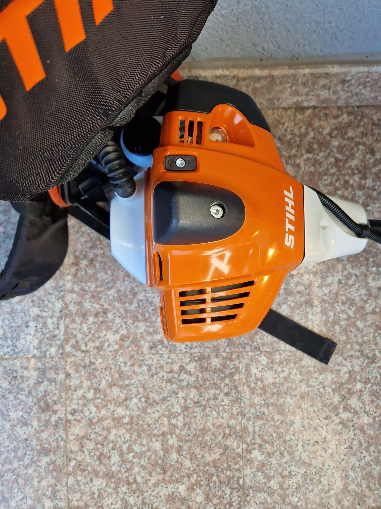 Stihl motocoasa pe benzina