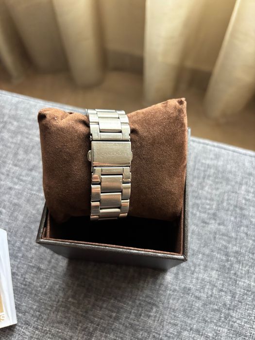 Michael Kors watch- оригинален часовник