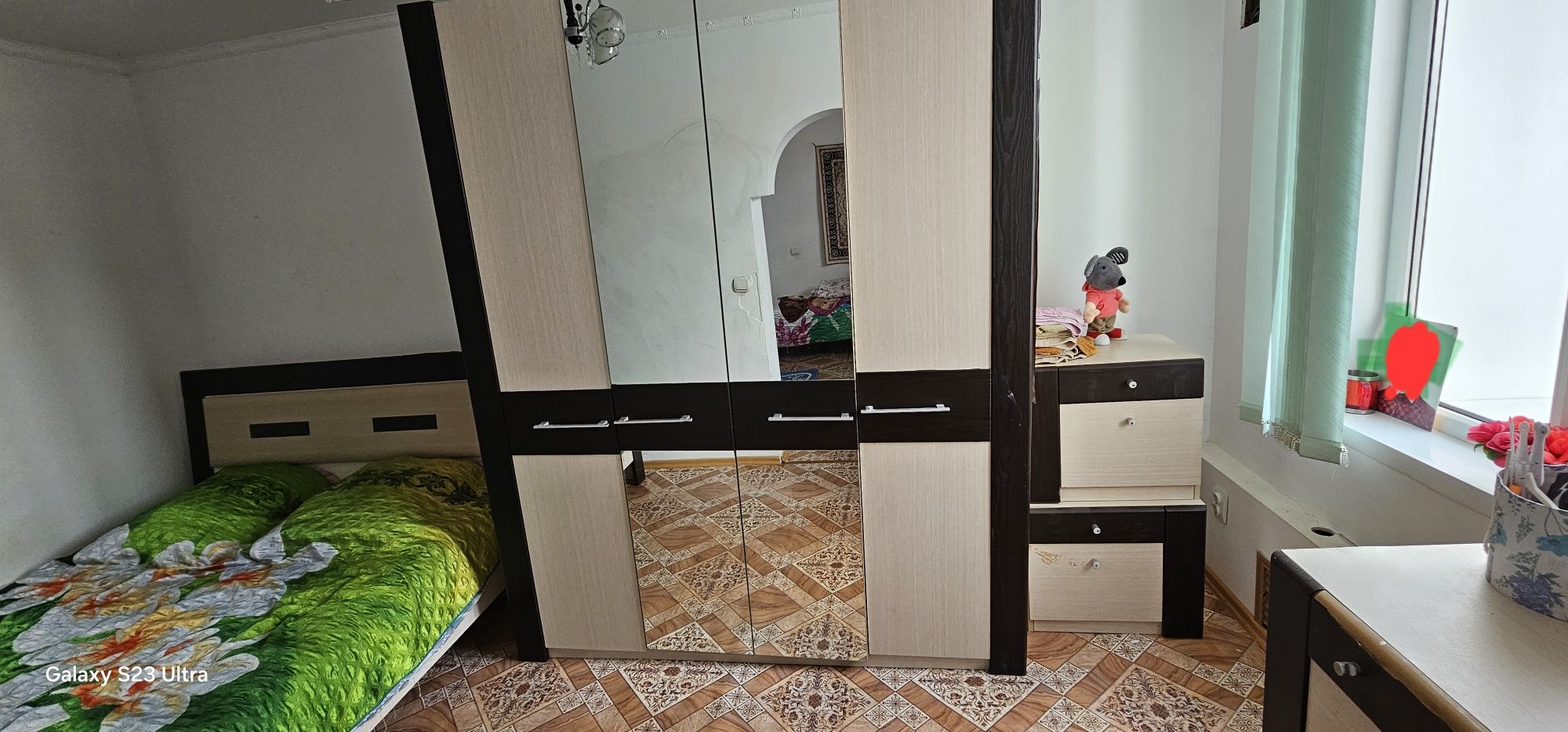 Продаётся спальный гарнитур