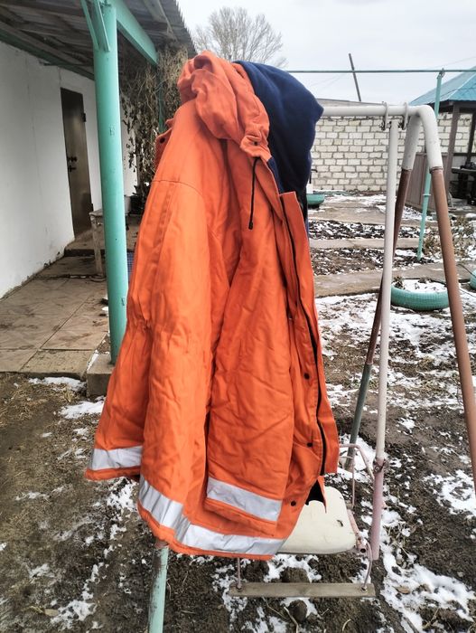 Продам Спец одежду новую