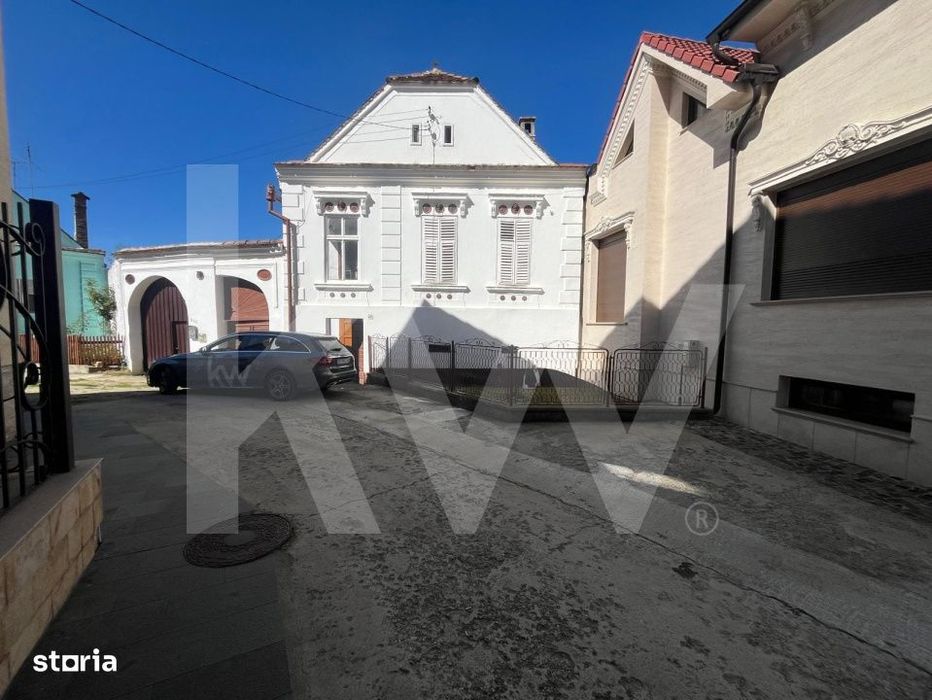 Casa  autentica cu potential de investitie – Poiana Sibiului
