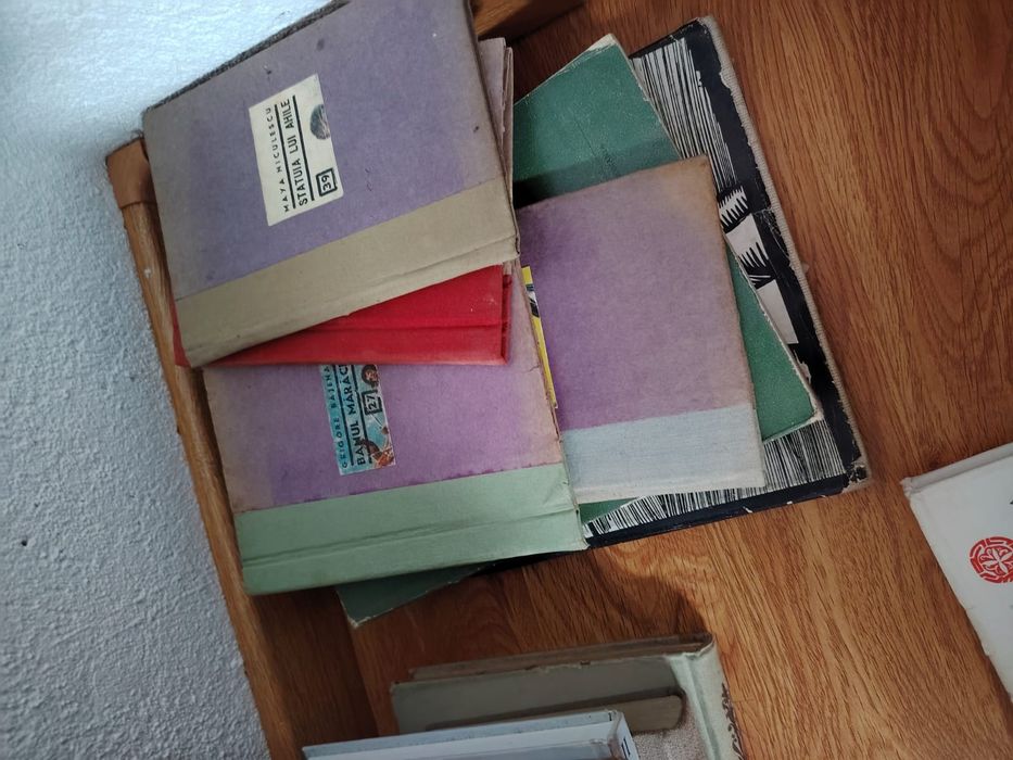 Cărți vechi biblioteca colecție