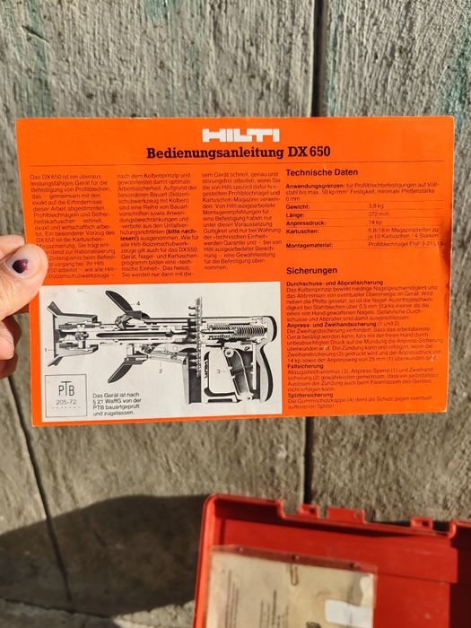 Pistol pentru cuie HILTI DX 650