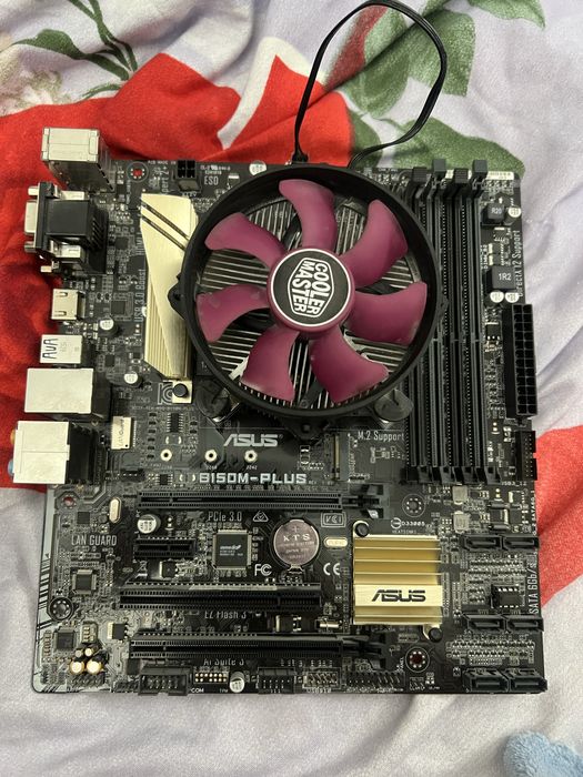 Продам материнскую плату Asus b150 plus