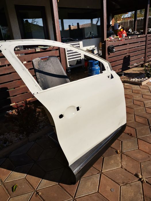 Ușa dreapta fata Renault captur 2016/2017/2018/2019/2020 bandou