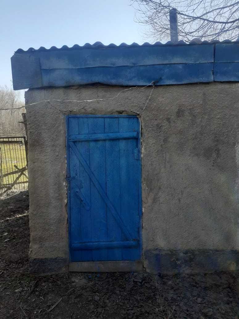 Дом с земельным участком