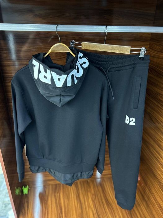 Мъжки екипи Dsquared