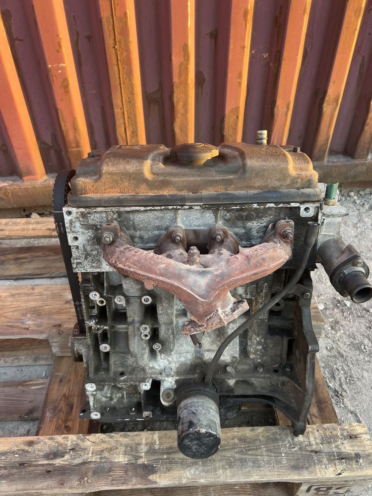 Двигател Peugeot 305