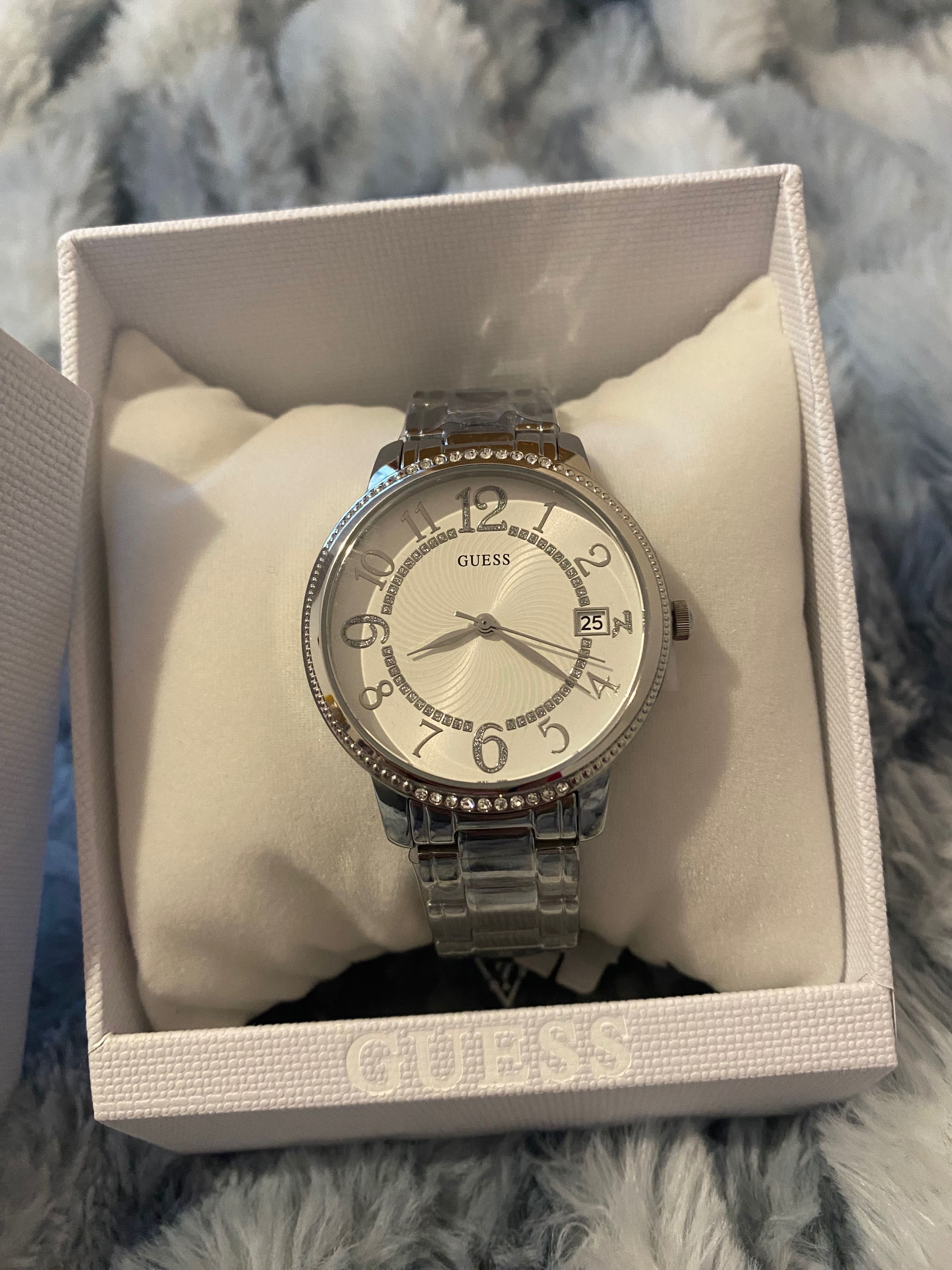 Ceas Guess model Kismet