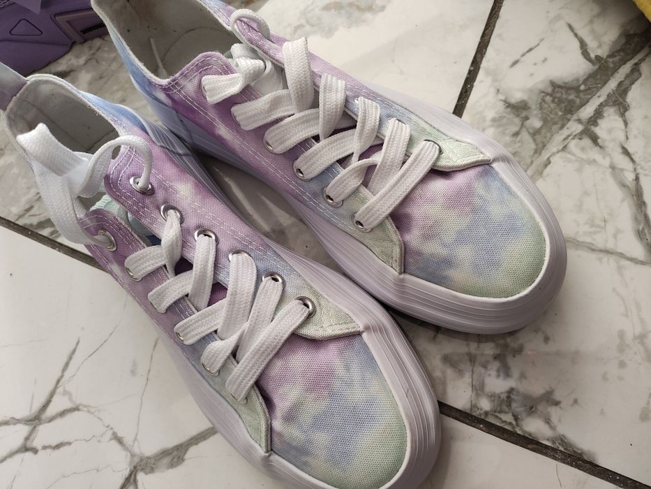 Дамски обувки/ шарени