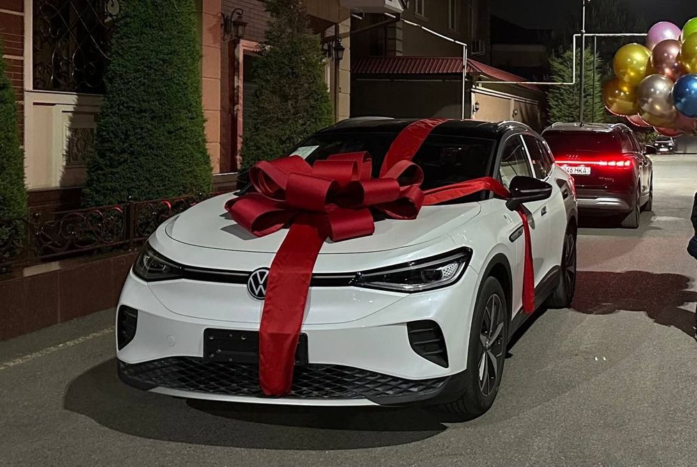 Bantik sovga  uchun  moshinangizni afarmlenya qilib beramiz