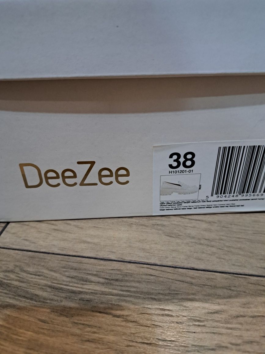 Дамски обувки DeeZee 38