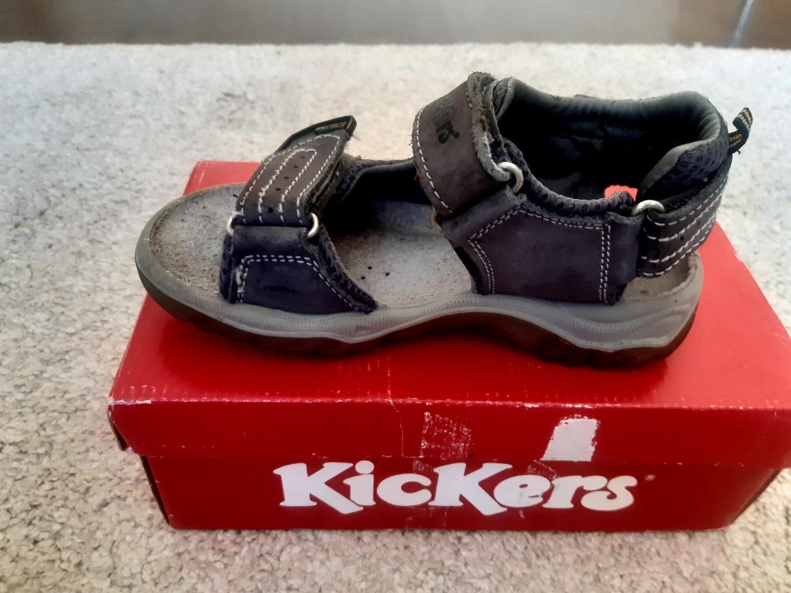 Детски сандали Kickers