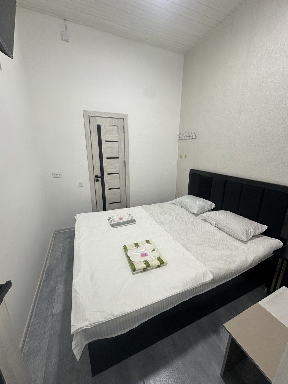 Bez  zakis  hotel