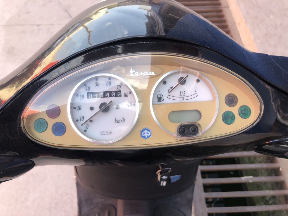 Vespa 50 din 2011