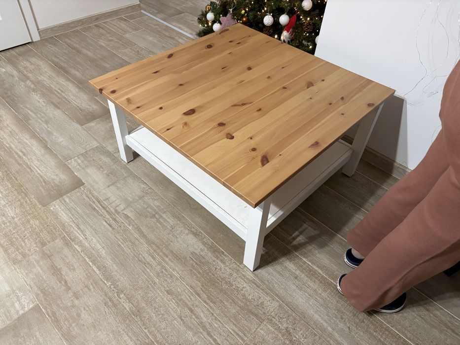 Masuta de cafea lem masiv Ikea