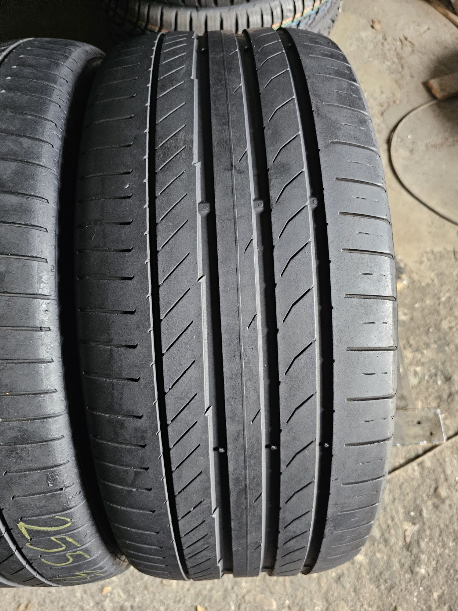 2 anvelope vara 255 45 19 Continental
