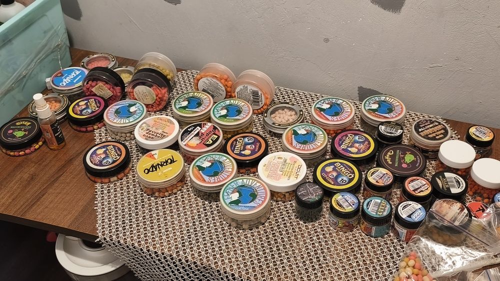 Vând momeli pentru feder