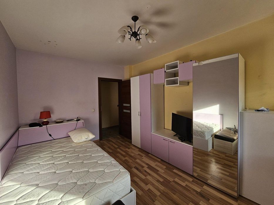 Дава се под наем Многостаен апартамент в Пловдив, Кършияка - 195 кв.м за 875 € - Снимка #7