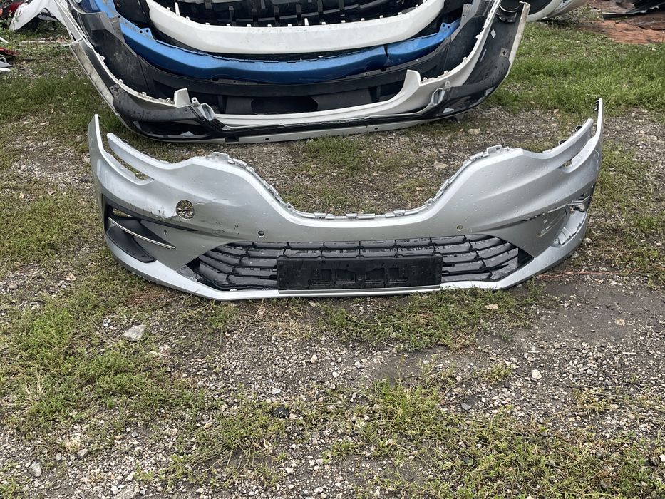 Предна броня Renault Megane Facelift