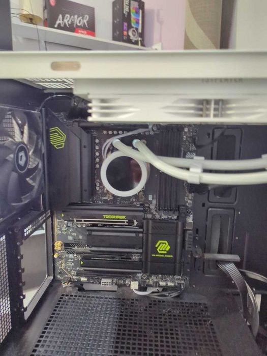 Ryzen 9900x3d + Msi X870 TOMAHAWK wifi+ водно