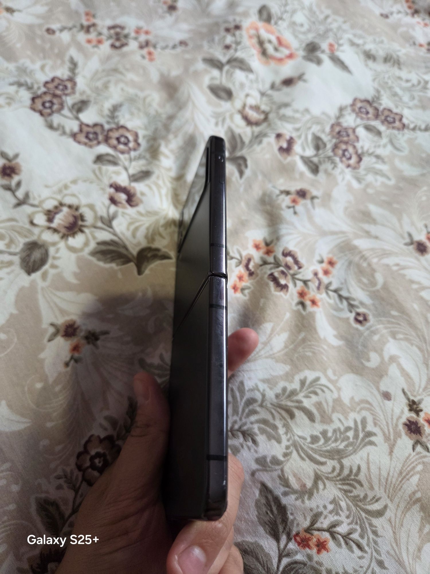 Samsung  zflip 4